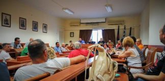 Η συνάντηση του Προϊσταμένου της ΔΟΥ με τους Συλλόγους