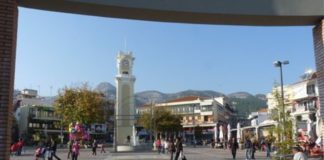 Κλείνουν μπαρ, καφέ, εστιατόρια και εμπορικά κέντρα