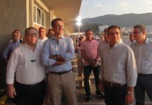 Δεν είδε τους εκπροσώπους των απολυμένων των λιπασμάτων ο Μητσοτάκης