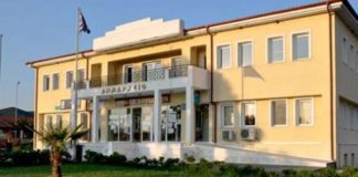 Έκκληση προς την δημοτική αρχή Αρριανών για την επαναπρόσληψη των έξι συμβασιούχων