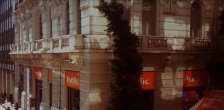 Public: Εργαζόμενοι δικαιώνονται για απλήρωτα 12ωρα χρόνων αλλά η είδηση χάνεται στις διαφημίσεις