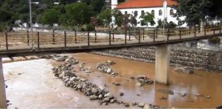 Η Νεφέλη άφησε πίσω της πλημμυρισμένους δρόμους και σπίτια στα χωριά του κάμπου της Ξάνθης και μεγάλες ζημιές στην Χρυσούπολη