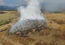Διαμαρτύρονται οι στρατιωτικοί για την ρύπανση από τις πυρκαγιές στον ΧΥΤΑ Ξάνθης