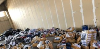 Πιάστηκε φορτηγό στο τελωνείο κήπων με 42.000 τεμάχια προϊόντων μαϊμού