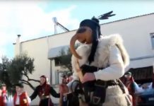 Αναβίωσε το έθιμο των “Μπαμπουσιαραιων» στους δρόμους της Χρυσούπολης