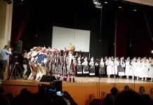 Ο Άσχημος καιρός δεν πτόησε τους ξανθιώτες που μαγεύτηκαν από την εξαιρετική αναπαράσταση του βαλκανικού γάμου