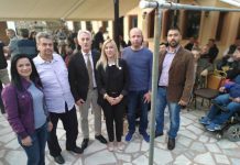 Στα Κομνηνα, τον οικισμό του Σαμακωβ και στην υποδοχή της εικόνας του Αγ. Γεωργίου Περιστερεωτα ο Μ. Τσεπελης