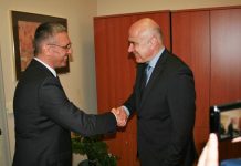 Συνάντηση του περιφερειάρχη ΑΜΘ με τον πρέσβη της Τουρκιάς στην Αθήνα