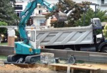 Ξεκίνησαν οι εργασίες αποκατάστασης της παιδικής χαράς στην κεντρική πλατεία
