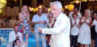 Την νίκη του συνδυασμού με συνεργάτες και φίλους γιόρτασε ο Μανώλης Τσεπελης