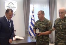 Ο Λοχίας Χ. Γκιαουρακης περιγράφει το συμβάν διάσωσης του συμπολίτη μας και συγκινεί με την ταπεινότητα και την μεγαλοψυχία του