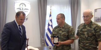 Ο Λοχίας Χ. Γκιαουρακης περιγράφει το συμβάν διάσωσης του συμπολίτη μας και συγκινεί με την ταπεινότητα και την μεγαλοψυχία του