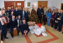Το προσωπικό των αστυνομικών Υπηρεσιών συγκέντρωσε είδη πρώτης ανάγκης και δώρα, τα οποία προσέφερε σε ιδρύματα και φορείς της περιφέρειας