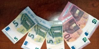Συνελήφθη 30χρονος ημεδαπός κατηγορούμενος για κυκλοφορία παραχαραγμένων νομισμάτων