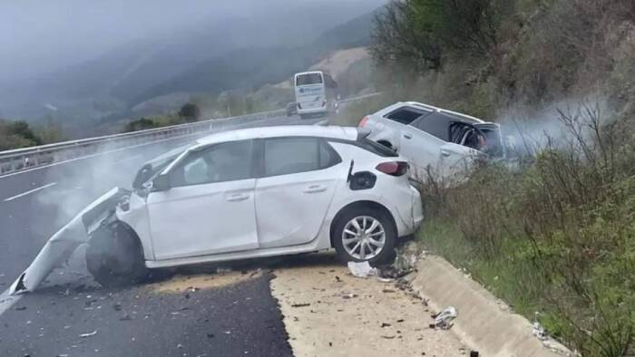 Πολύνεκρο τροχαίο δυστύχημα στη Αλεξανδρούπολη!