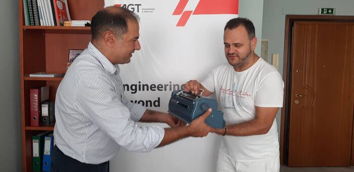 Η ΑGT δώρισε μια γραφομηχανή Braille στην Ένωση Τυφλών Θράκης