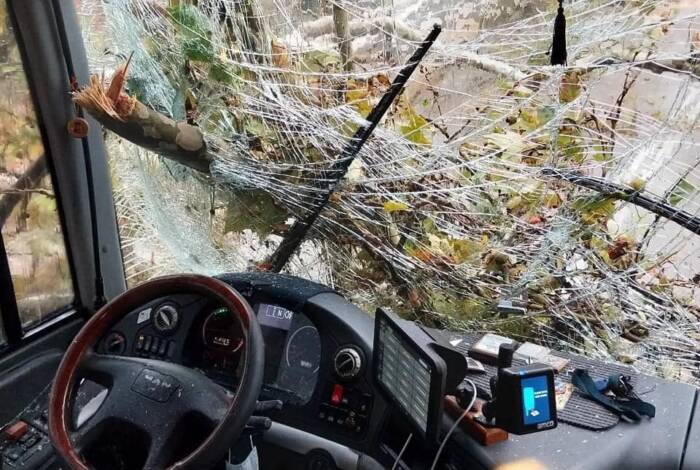 Συγκλονιστικές εικόνες και βίντεο από τον ανεμοστρόβιλο στην Ξάνθη !